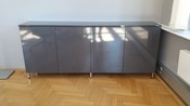 Designová řada kancelářského nábytku